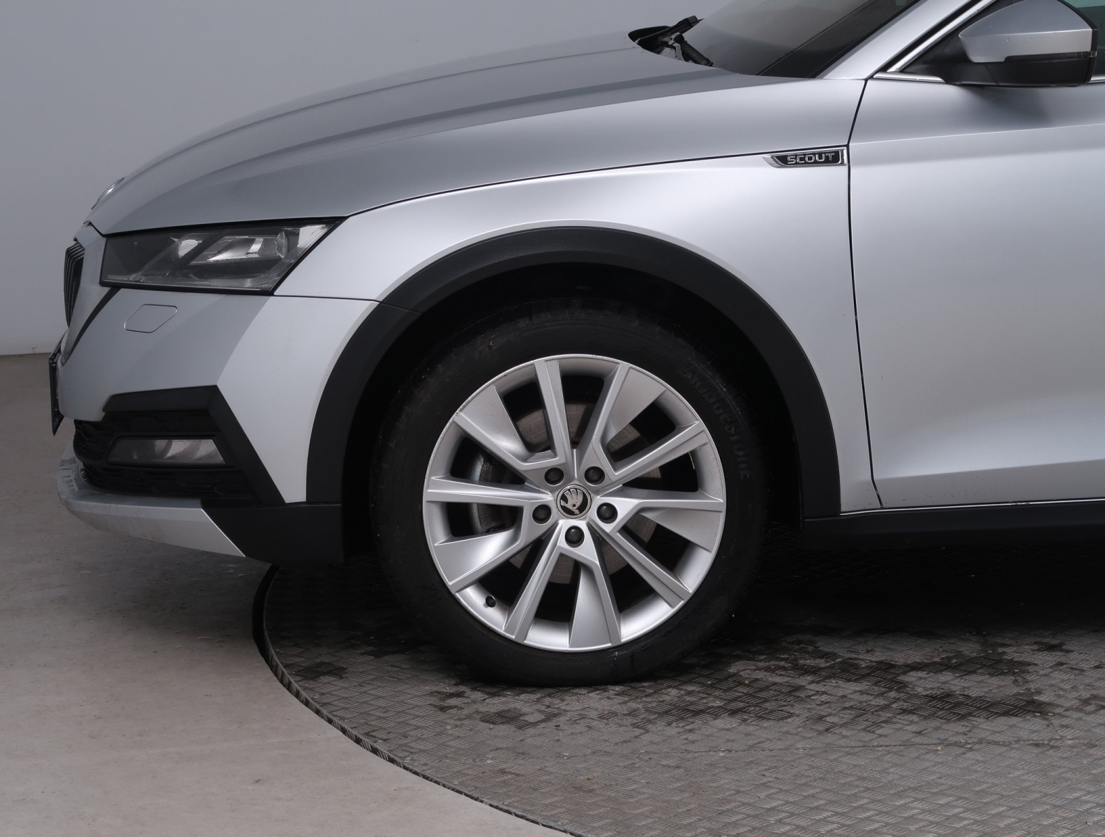 Škoda Octavia Scout - 2023