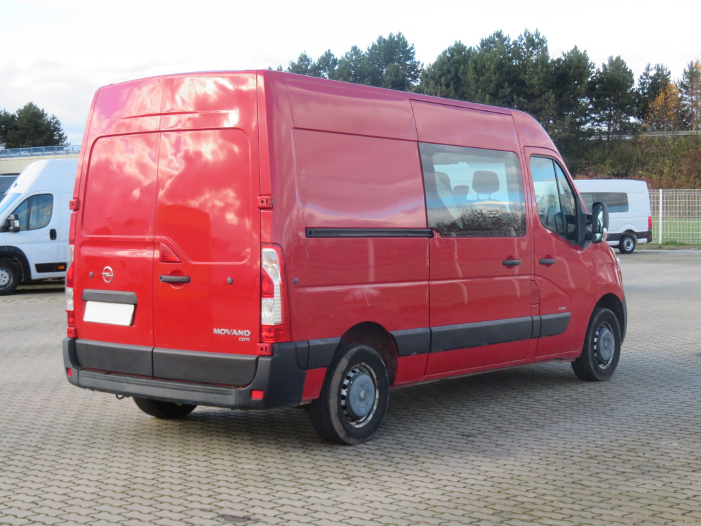 Opel Movano