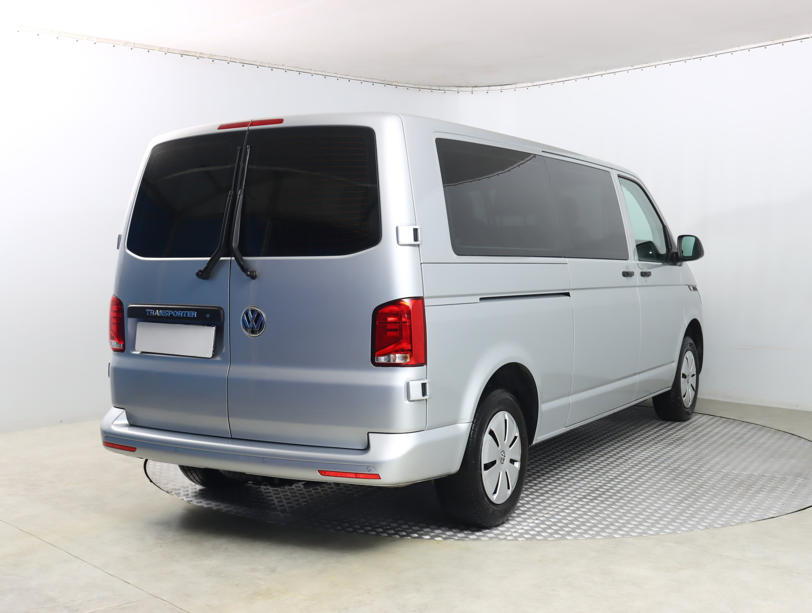 Volkswagen Transporter - 2023