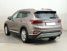 Hyundai Santa Fe - 2019