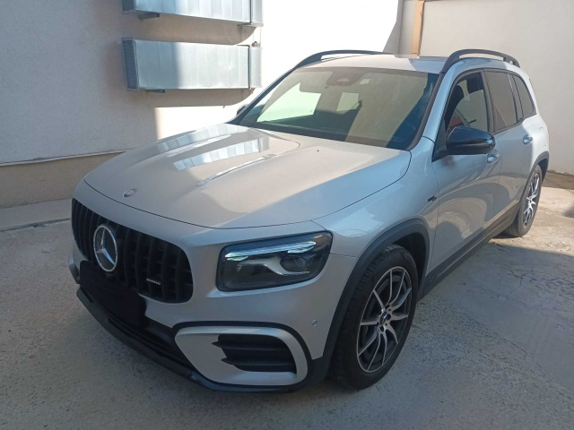 Mercedes-Benz GLB 2024