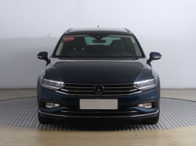 Volkswagen Passat - 2022