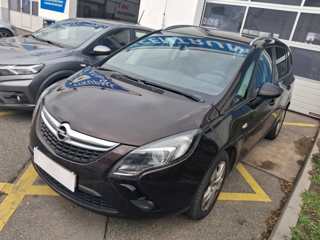 Opel Zafira 2016
