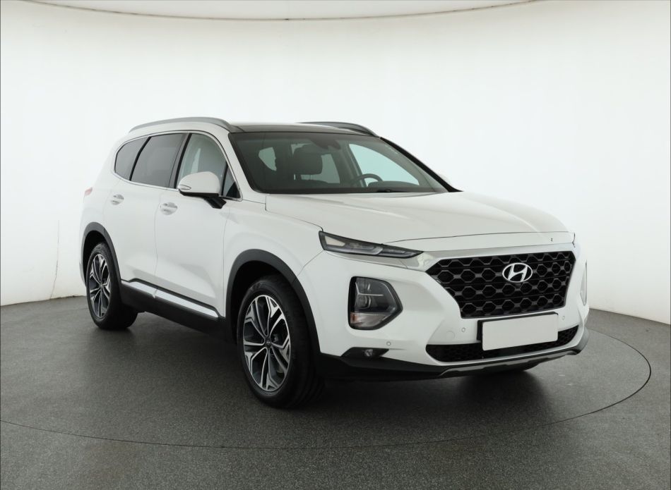 Hyundai Santa Fe - 2019