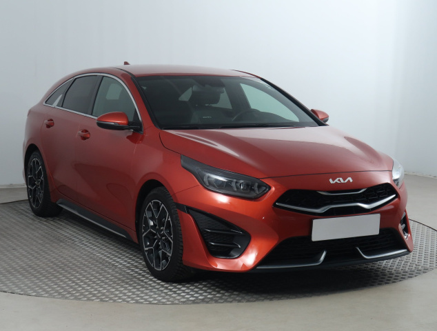 Kia ProCeed 2022