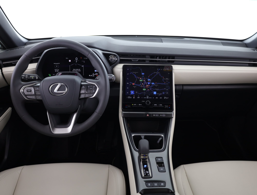 Lexus LBX