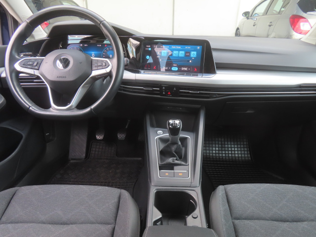 Volkswagen Golf 2022