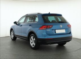 Volkswagen Tiguan - 2018