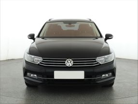 Volkswagen Passat - 2015