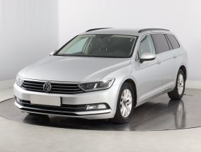 Volkswagen Passat - 2015