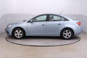 Chevrolet Cruze - 2011
