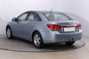 Chevrolet Cruze - 2011