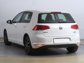 Volkswagen Golf - 2015
