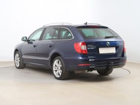 Skoda Superb - 2012