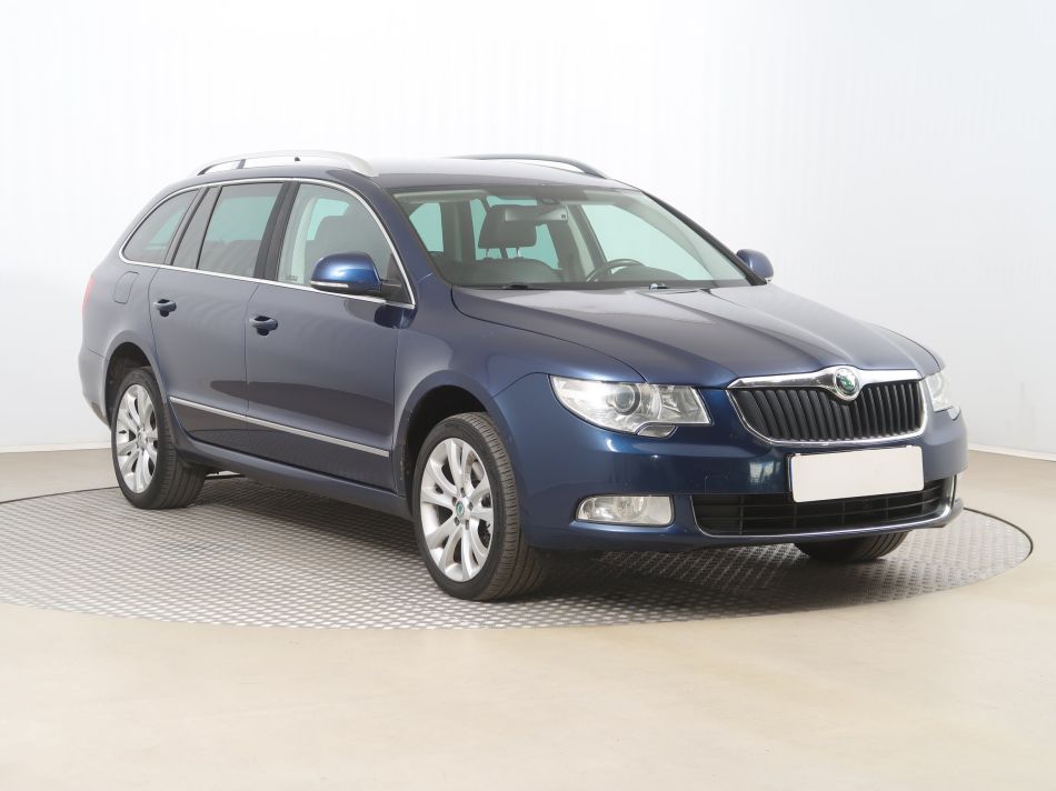 Skoda Superb - 2012