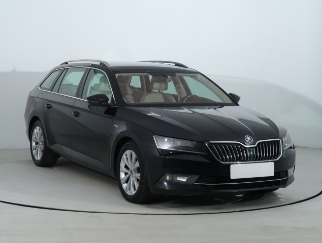 Škoda Superb 2016