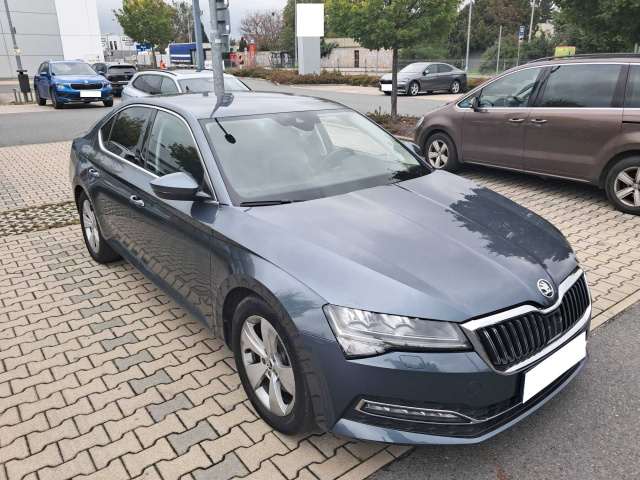 Škoda Superb 2021