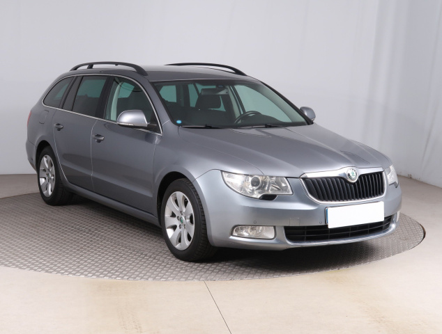 Škoda Superb 2013