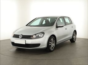 Volkswagen Golf - 2010