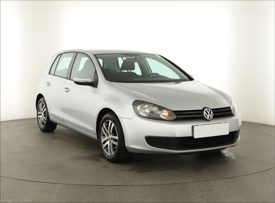 Volkswagen Golf - 2010