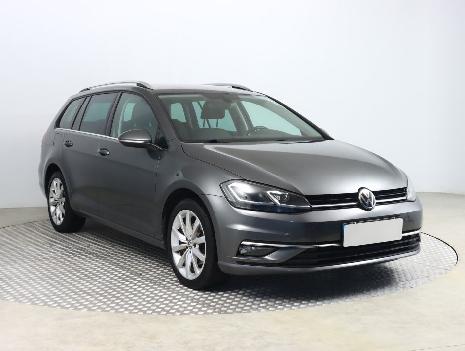 Volkswagen Golf - 2017