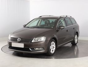 Volkswagen Passat - 2012