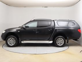 Mitsubishi L200 - 2014