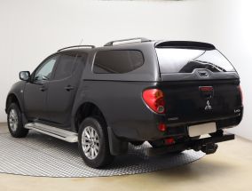 Mitsubishi L200 - 2014