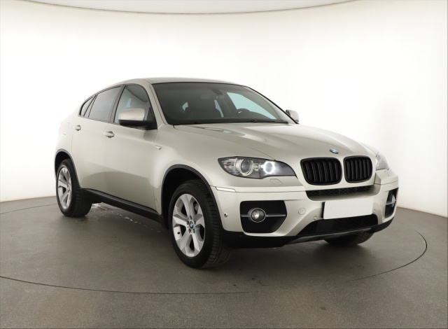 BMW X6 2011