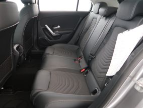 Mercedes-Benz A - 2023