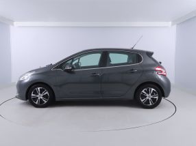 Peugeot 208 - 2013