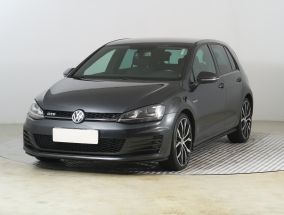 Volkswagen Golf - 2016