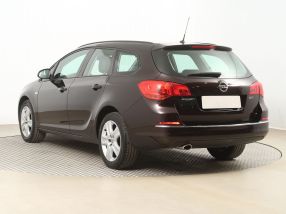 Opel Astra - 2015