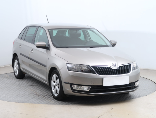 Škoda Rapid Spaceback 2015
