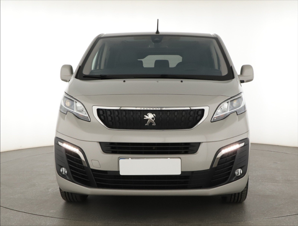 Peugeot Traveller