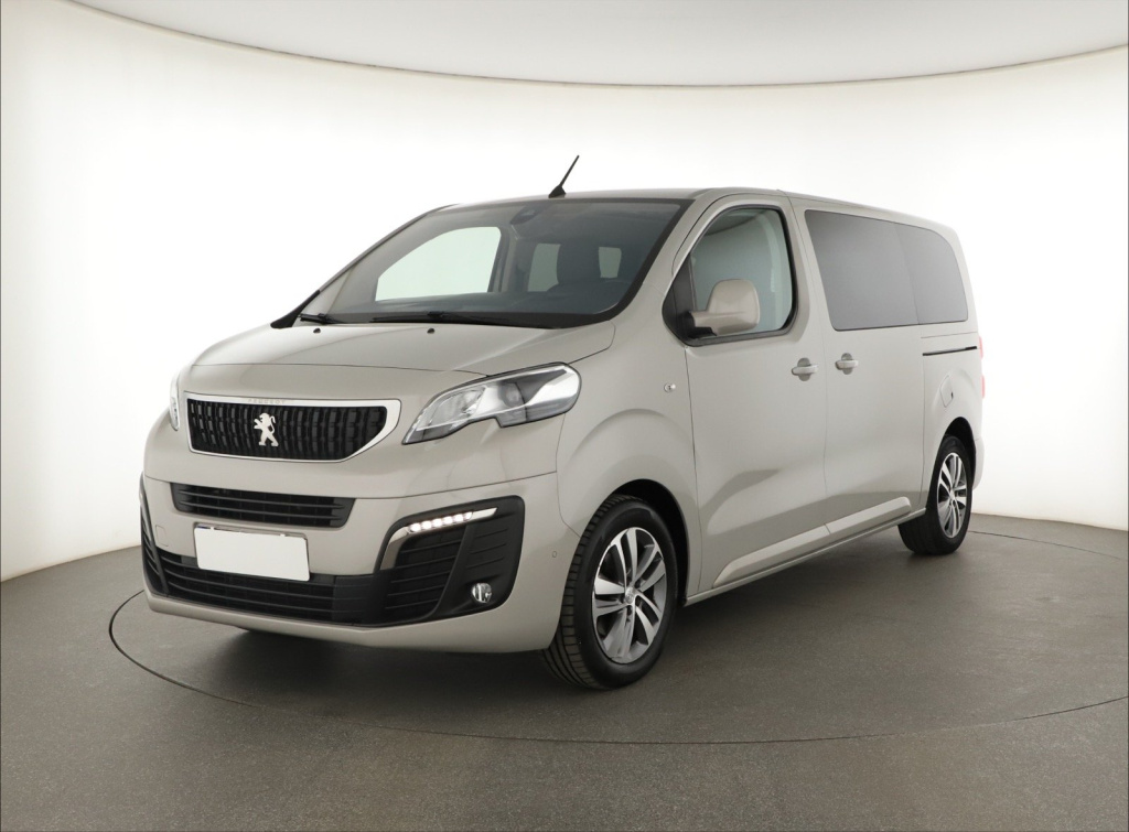 Peugeot Traveller