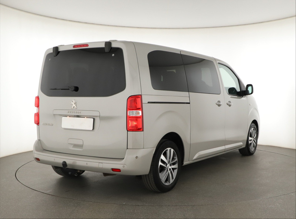Peugeot Traveller