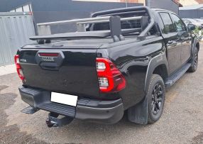 Toyota Hilux - 2023