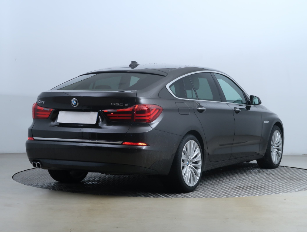 BMW 5GT
