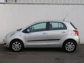 Toyota Yaris - 2011