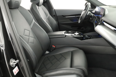 BMW 5 - 2023