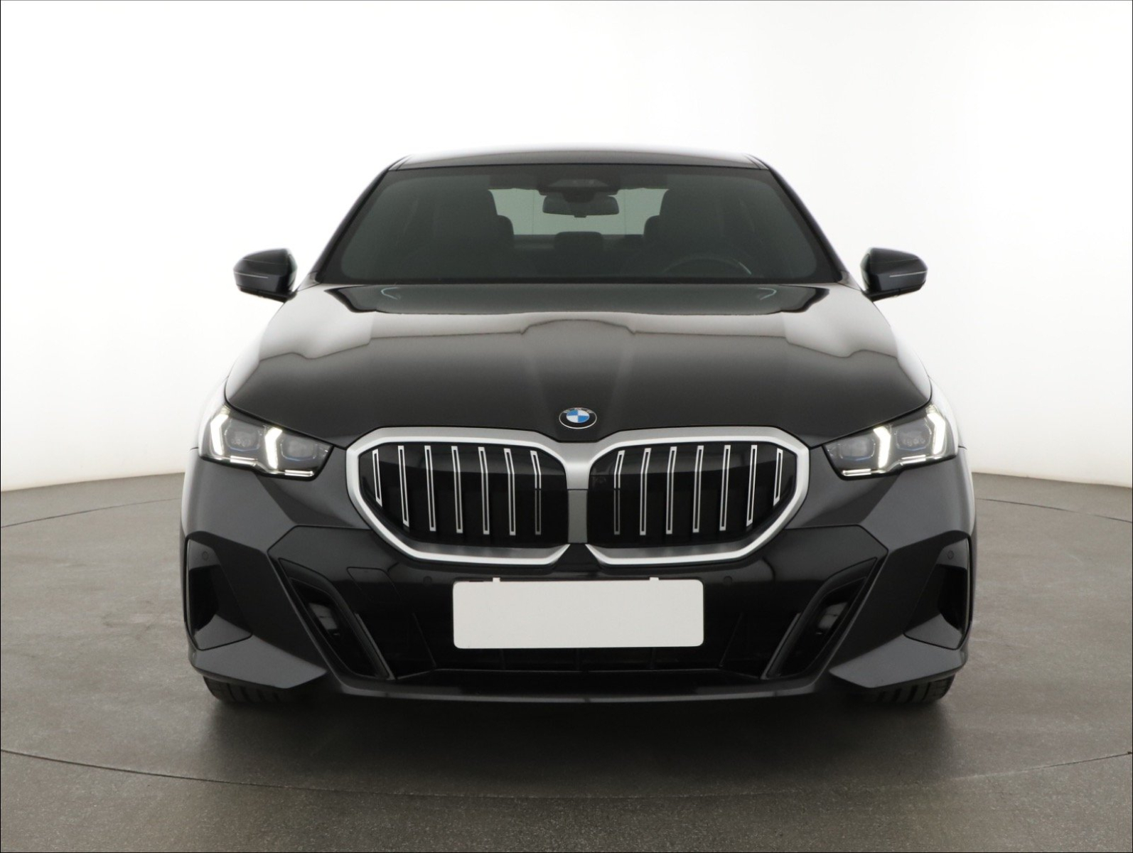 BMW 5 - 2023