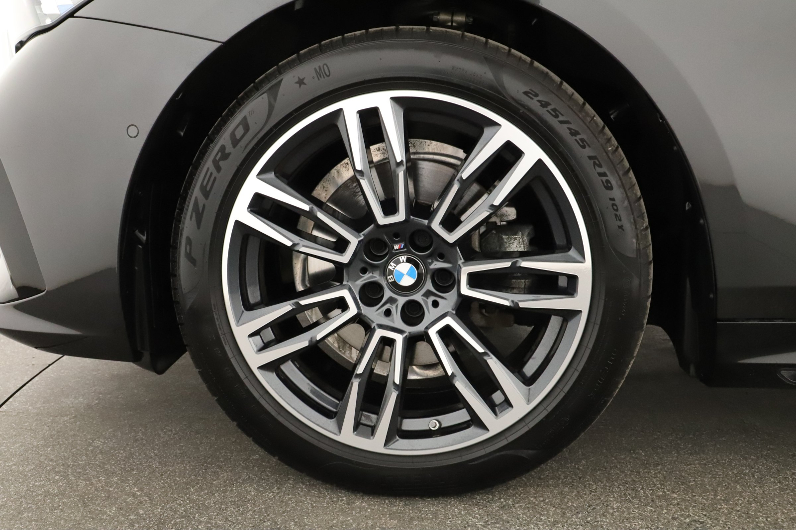 BMW 5 - 2023