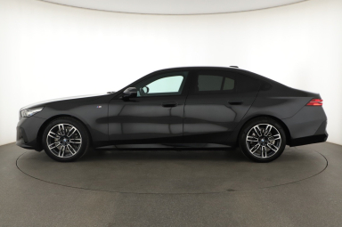 BMW 5 - 2023