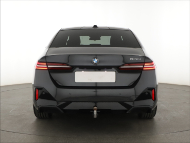 BMW 5 - 2023