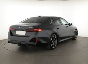 BMW 5 - 2023