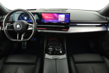 BMW 5 - 2023