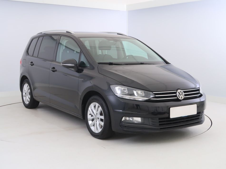 Volkswagen Touran - 2016