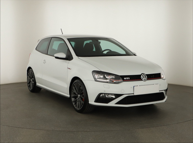 Volkswagen Polo 2016