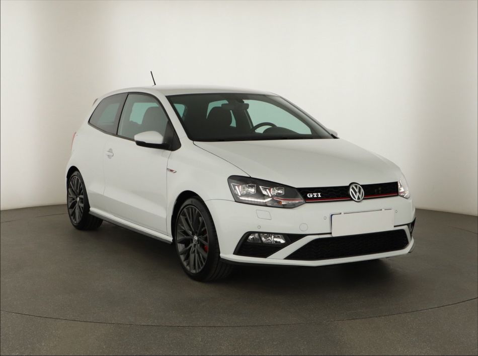 Volkswagen Polo - 2016